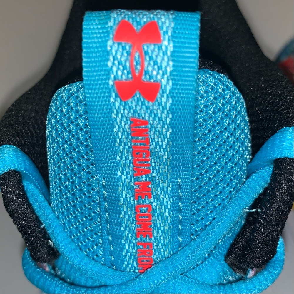 Under Armour Flow Breakthru 3 ‘Floral’ Basketball Shoes-Size 6 Women’s/4.5 Men’s - Picture 11 of 14